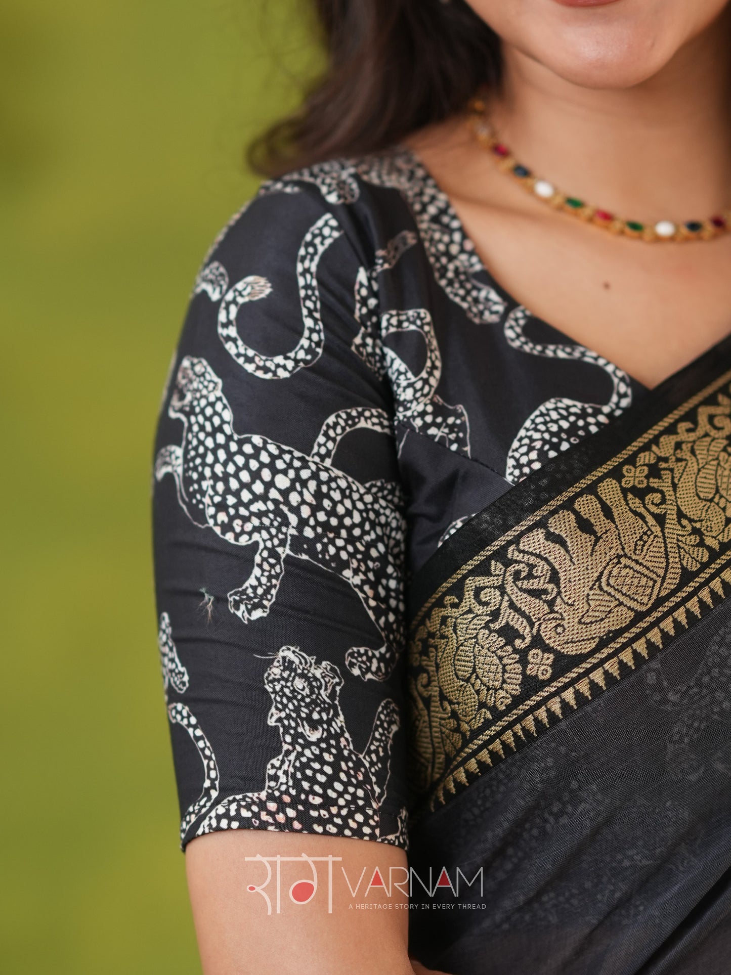 Narayanpet Grey Cotton Saree by Raag Varnam | Mercerized Finish With 2 Blouses Included