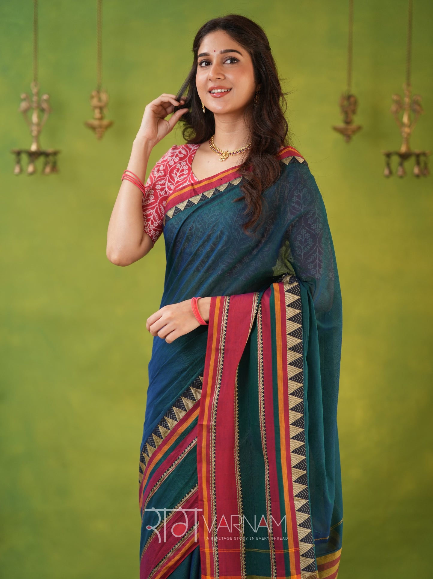 Narayanpet Green Cotton Saree by Raag Varnam | Mercerized Finish With 2 Blouses Included