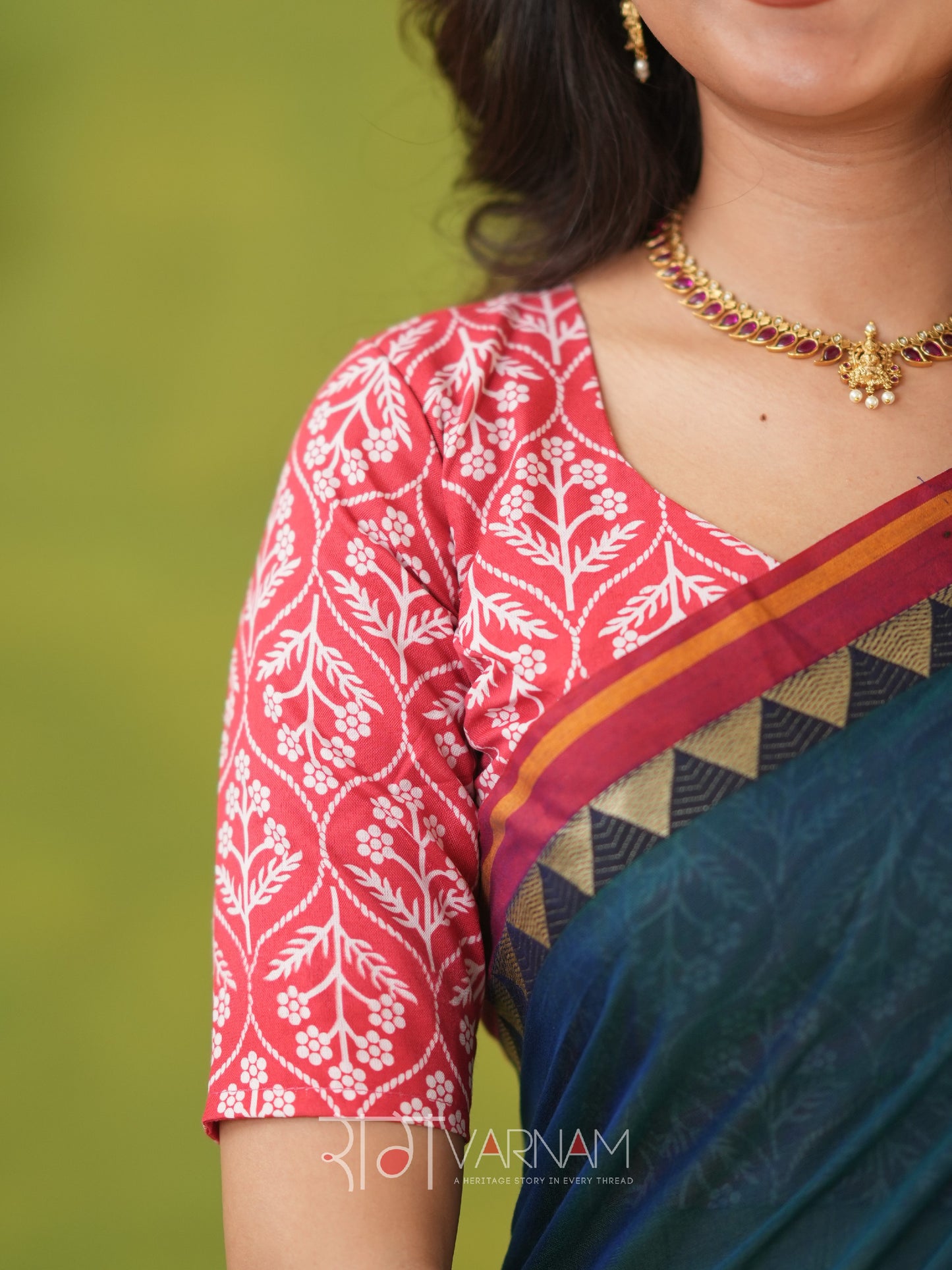 Narayanpet Green Cotton Saree by Raag Varnam | Mercerized Finish With 2 Blouses Included