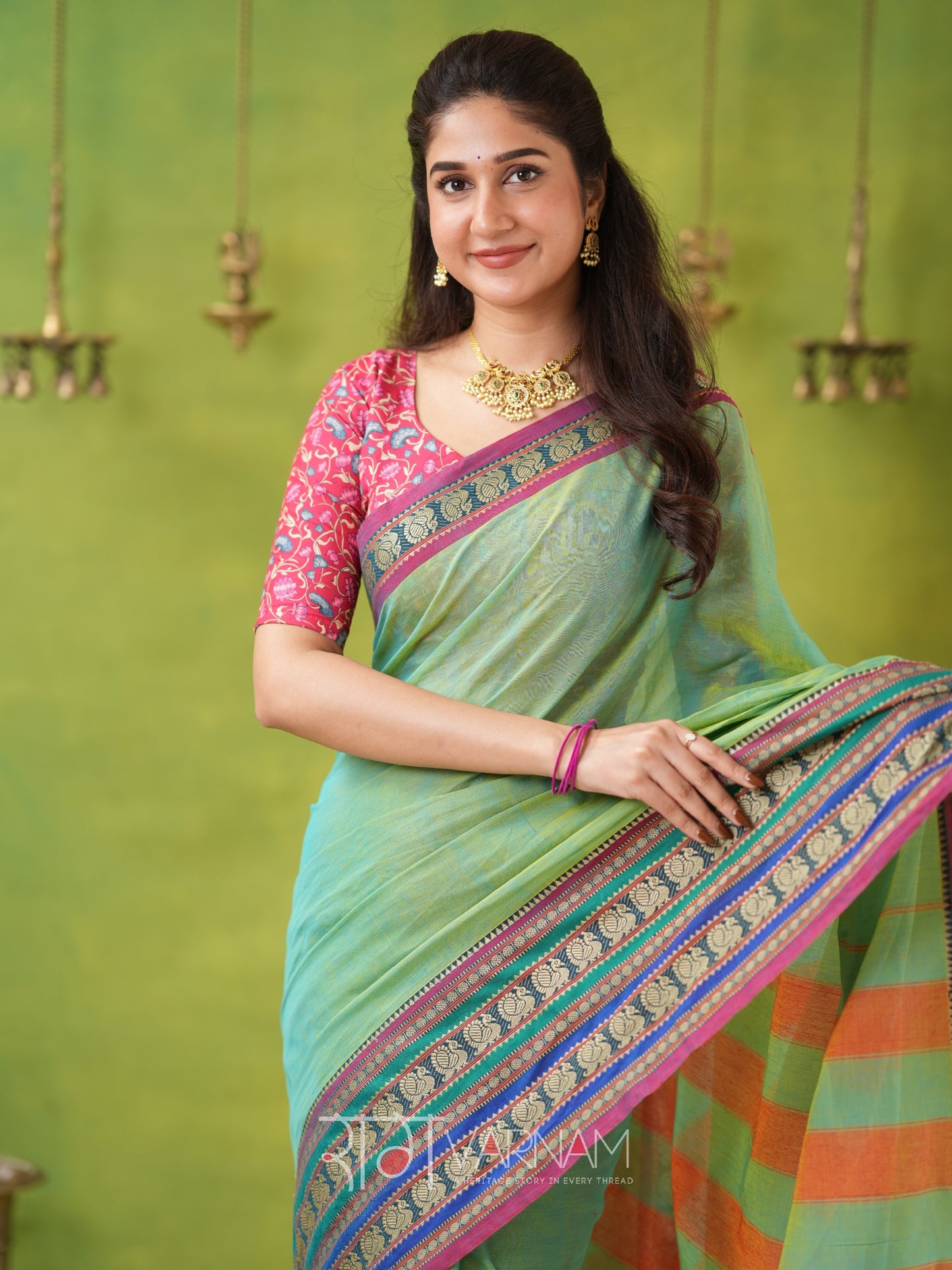 Narayanpet Green Cotton Saree by Raag Varnam | Mercerized Finish With 2 Blouses Included