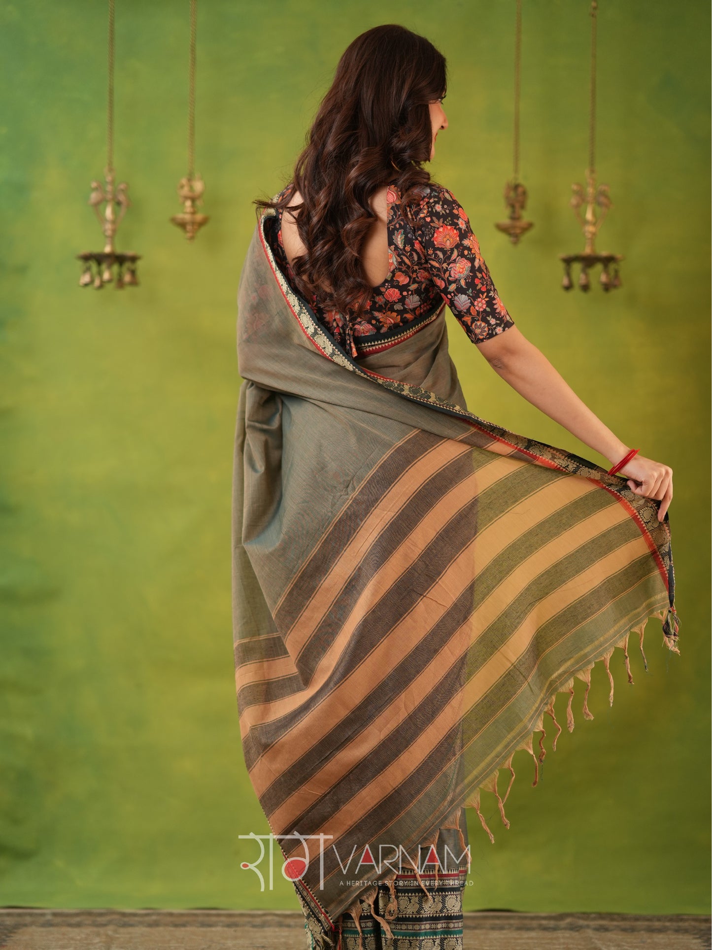 Narayanpet Grey Cotton Saree by Raag Varnam | Mercerized Finish With 2 Blouses Included