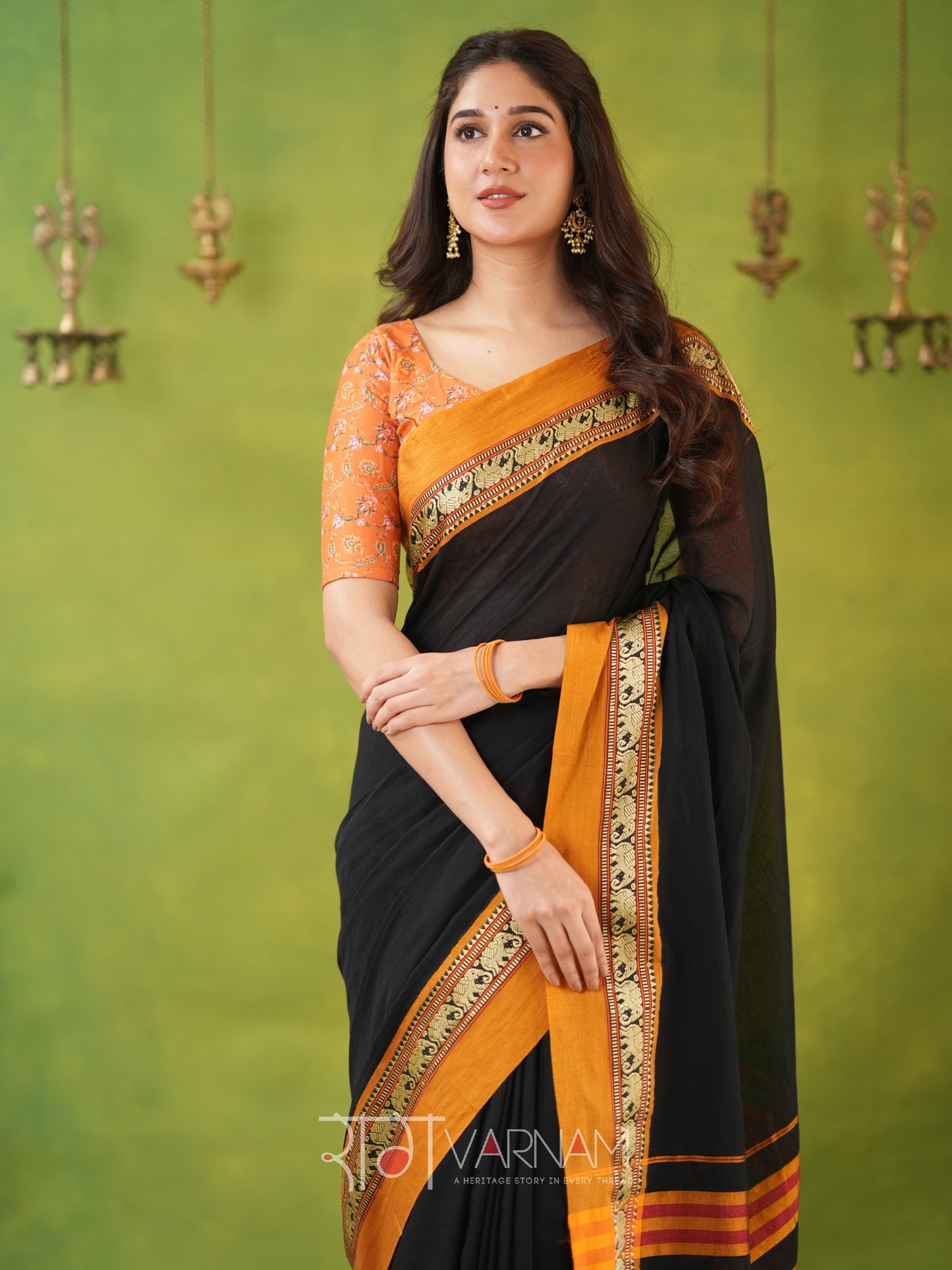 Narayanpet Black Cotton Saree by Raag Varnam | Mercerized Finish With 2 Blouses Included