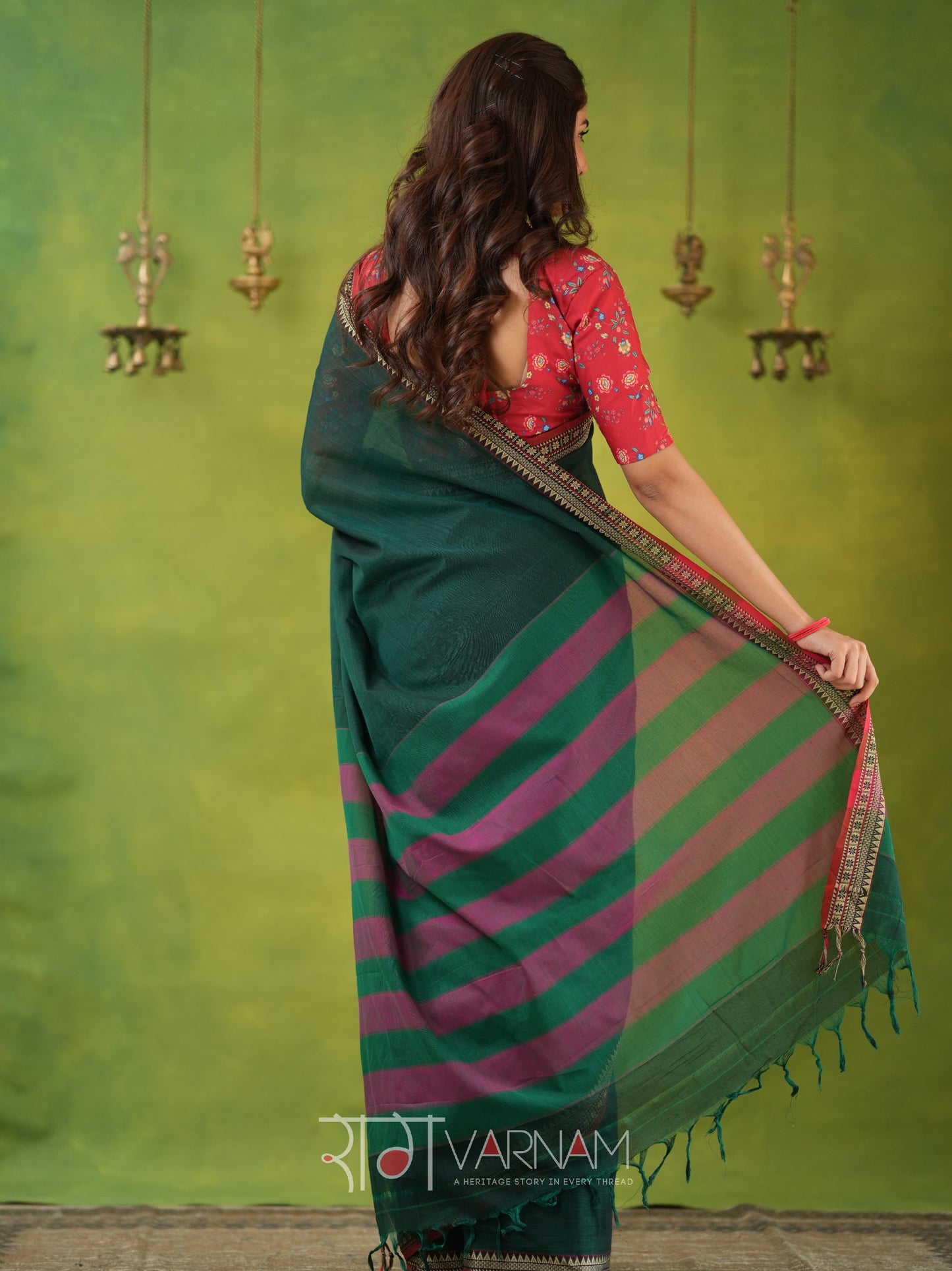 Narayanpet Green Cotton Saree by Raag Varnam | Mercerized Finish With 2 Blouses Included