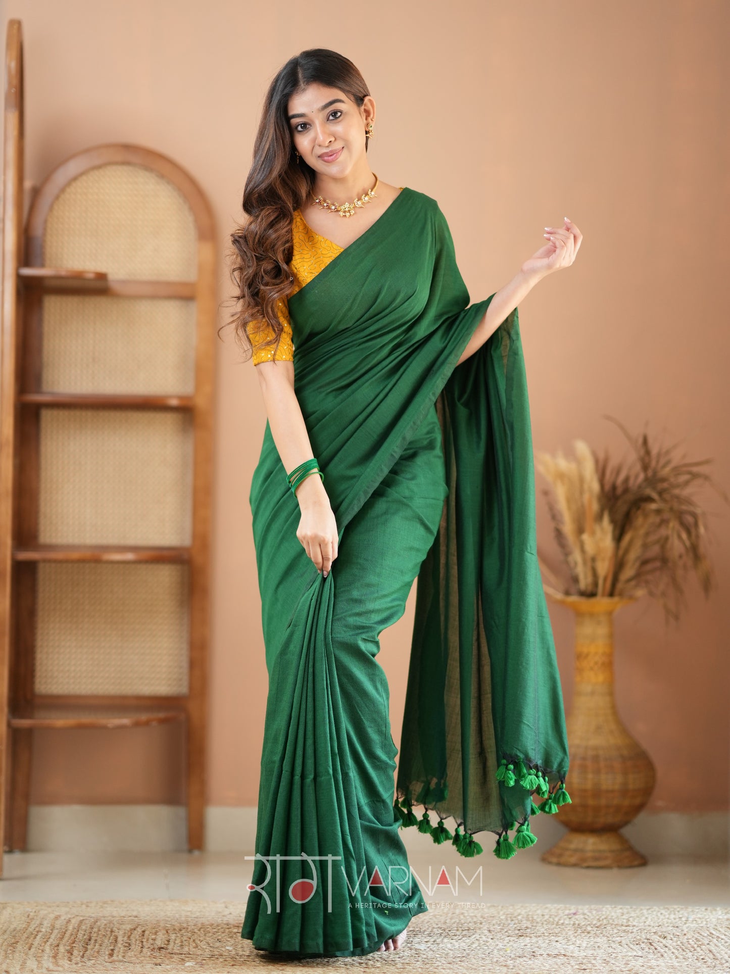 Raag Varnam Green Handloom Cotton Saree With Designer Blouse