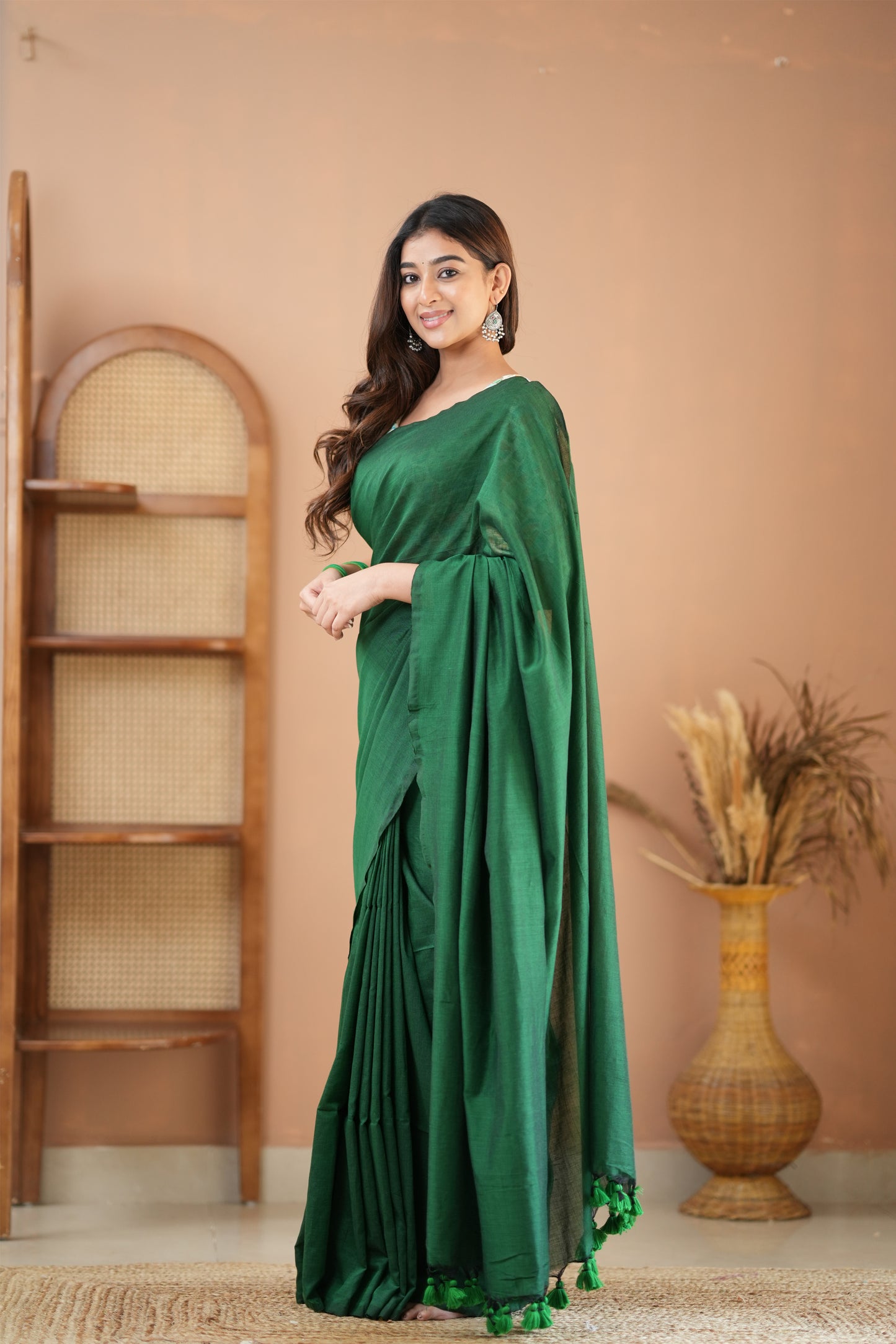 Raag Varnam Green Handloom Cotton Saree with Designer Printed Blouse