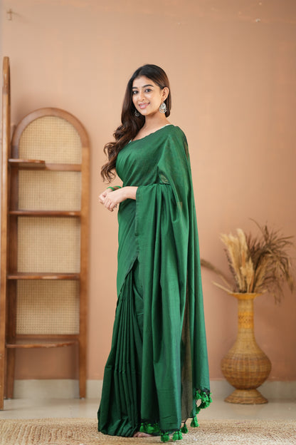 Raag Varnam Green Handloom Cotton Saree with Designer Printed Blouse