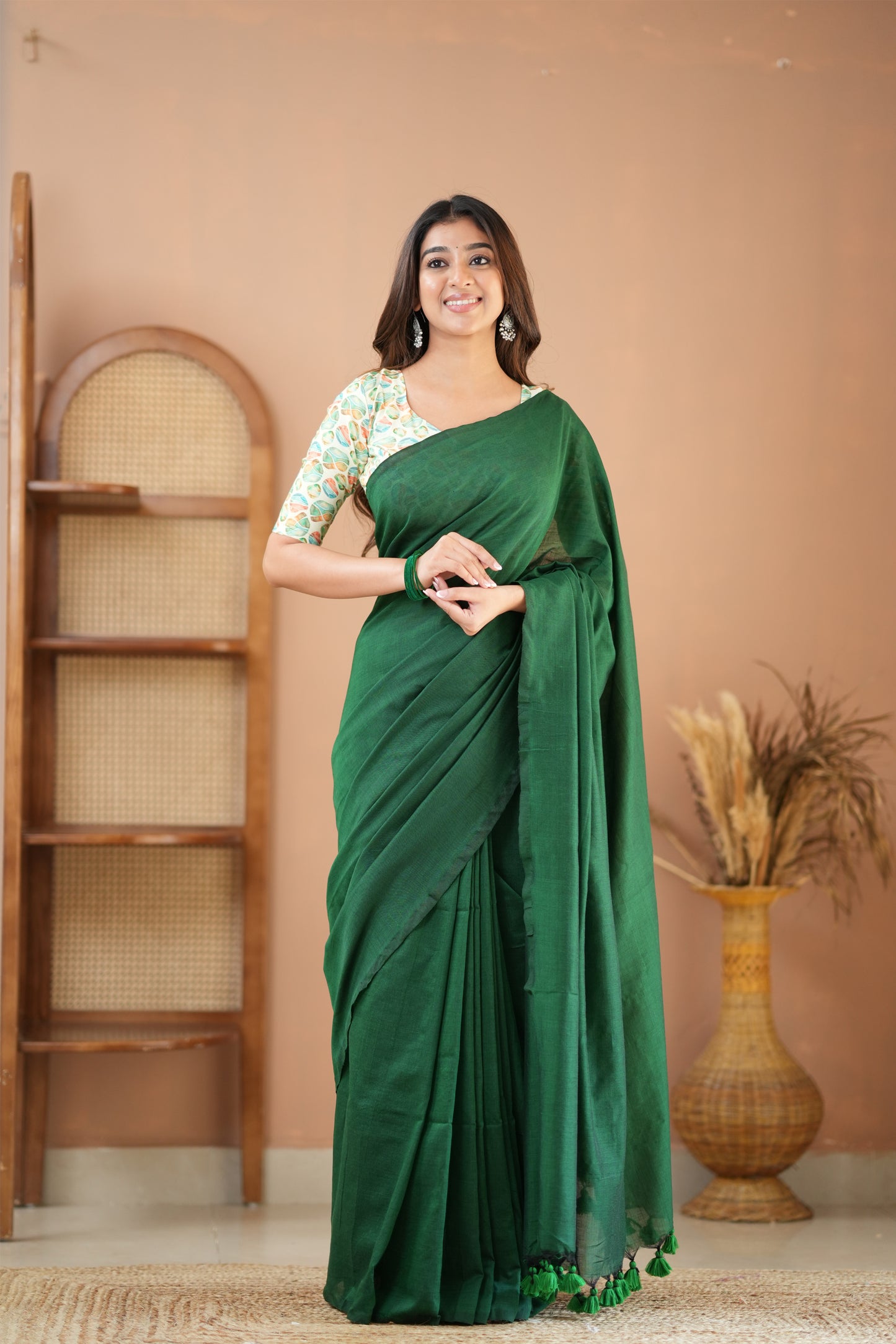Raag Varnam Green Handloom Cotton Saree with Designer Printed Blouse