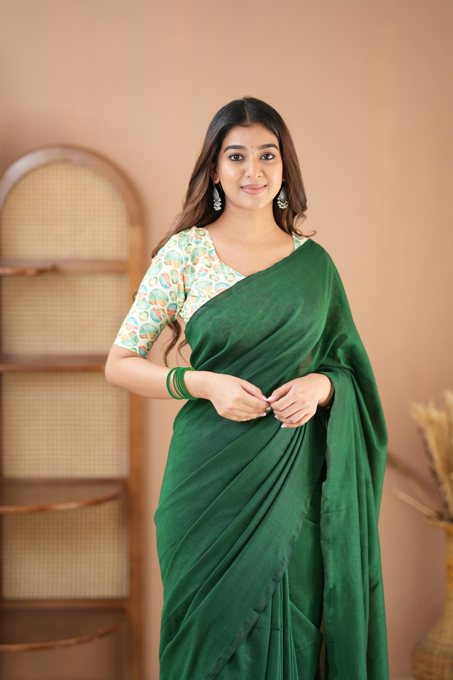 Raag Varnam Green Handloom Cotton Saree with Designer Printed Blouse