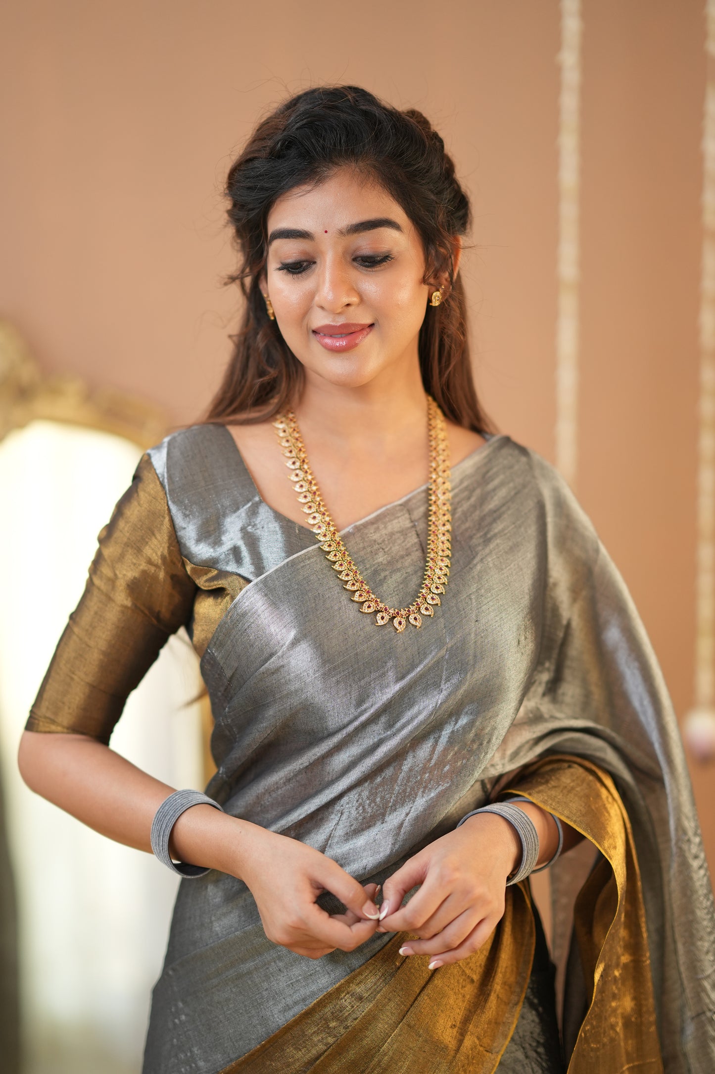 Raag Varnam Gold–Silver Handloom Tissue Saree with Designer Blouse