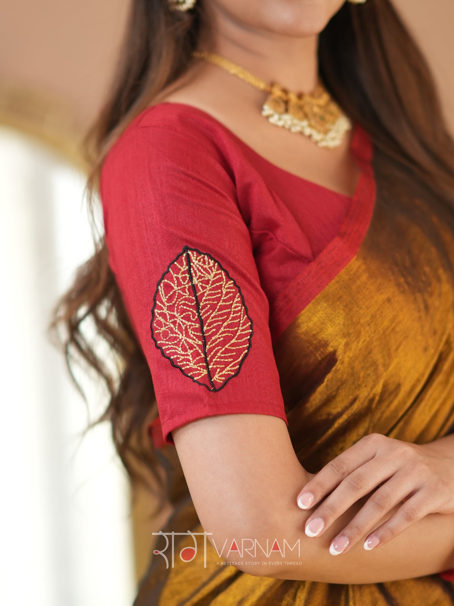 Raag Varnam Gold Handloom Tissue Saree With Designer Blouse