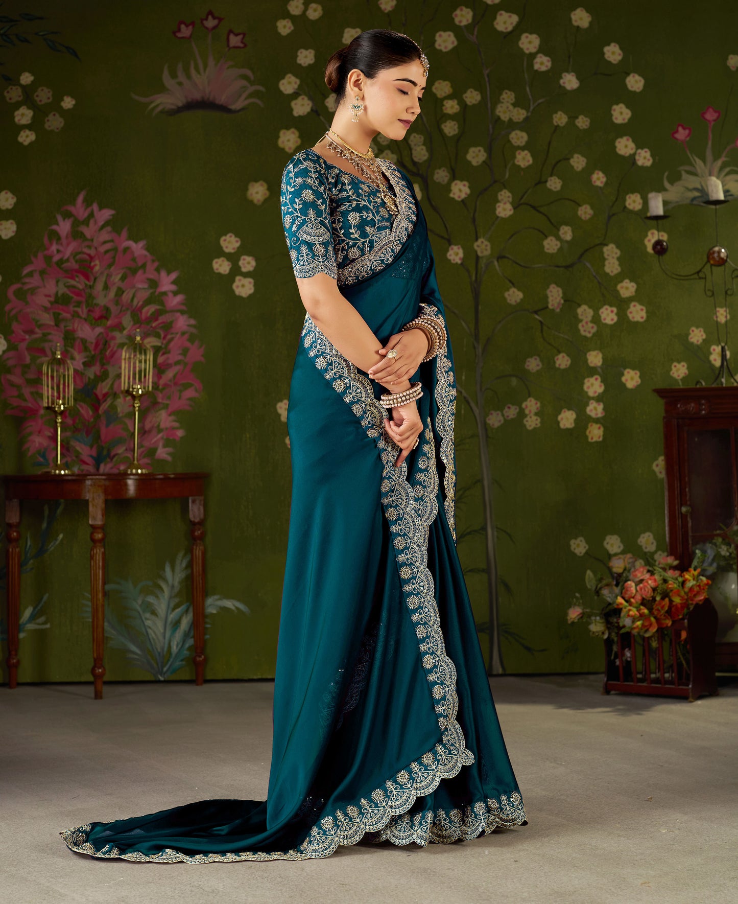 Rama Green Rangoli Silk Saree with Embroidered Designer Blouse Piece