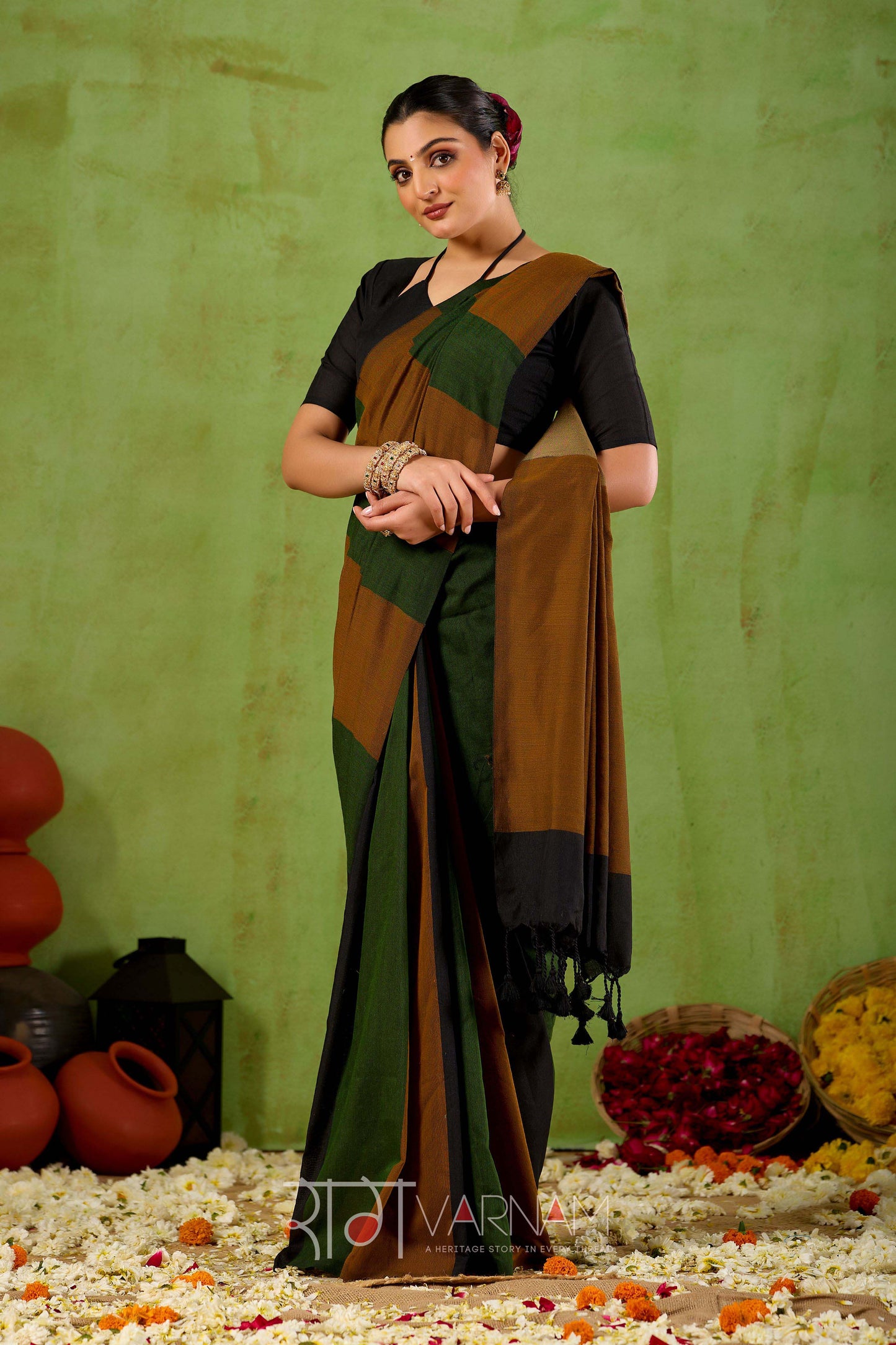 Raag Varnam Green Handloom Khadi Cotton Saree With