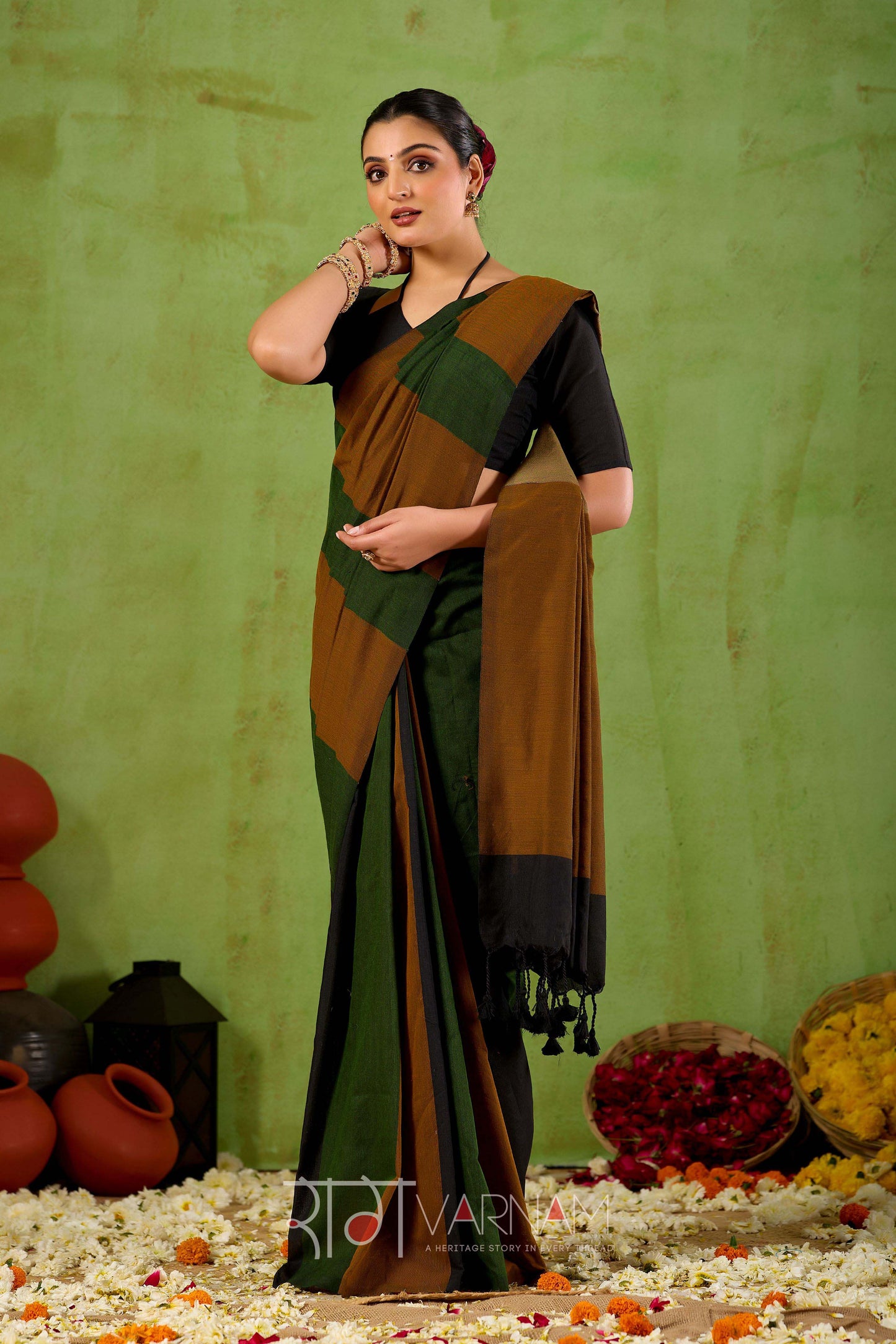 Raag Varnam Green Handloom Khadi Cotton Saree With