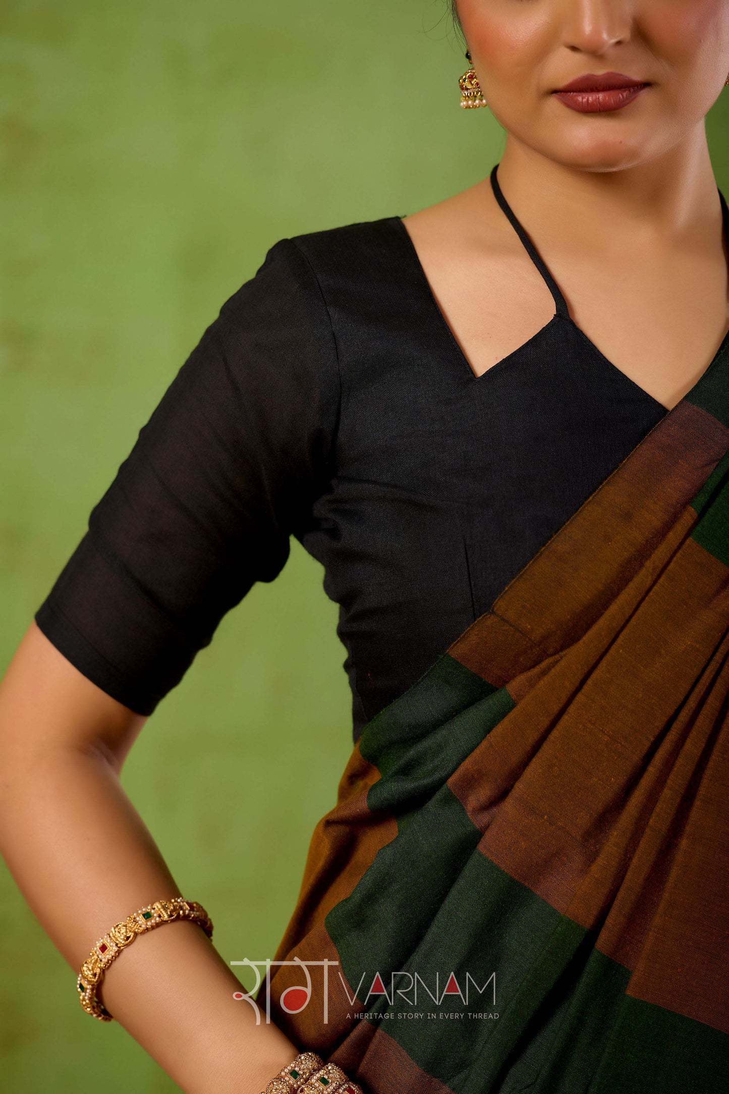 Raag Varnam Green Handloom Khadi Cotton Saree With
