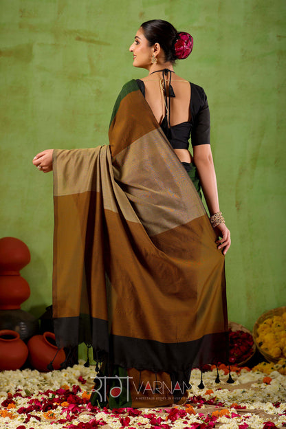 Raag Varnam Green Handloom Khadi Cotton Saree With