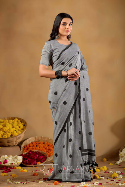 Raag Varnam Grey Handloom Print Cotton Saree