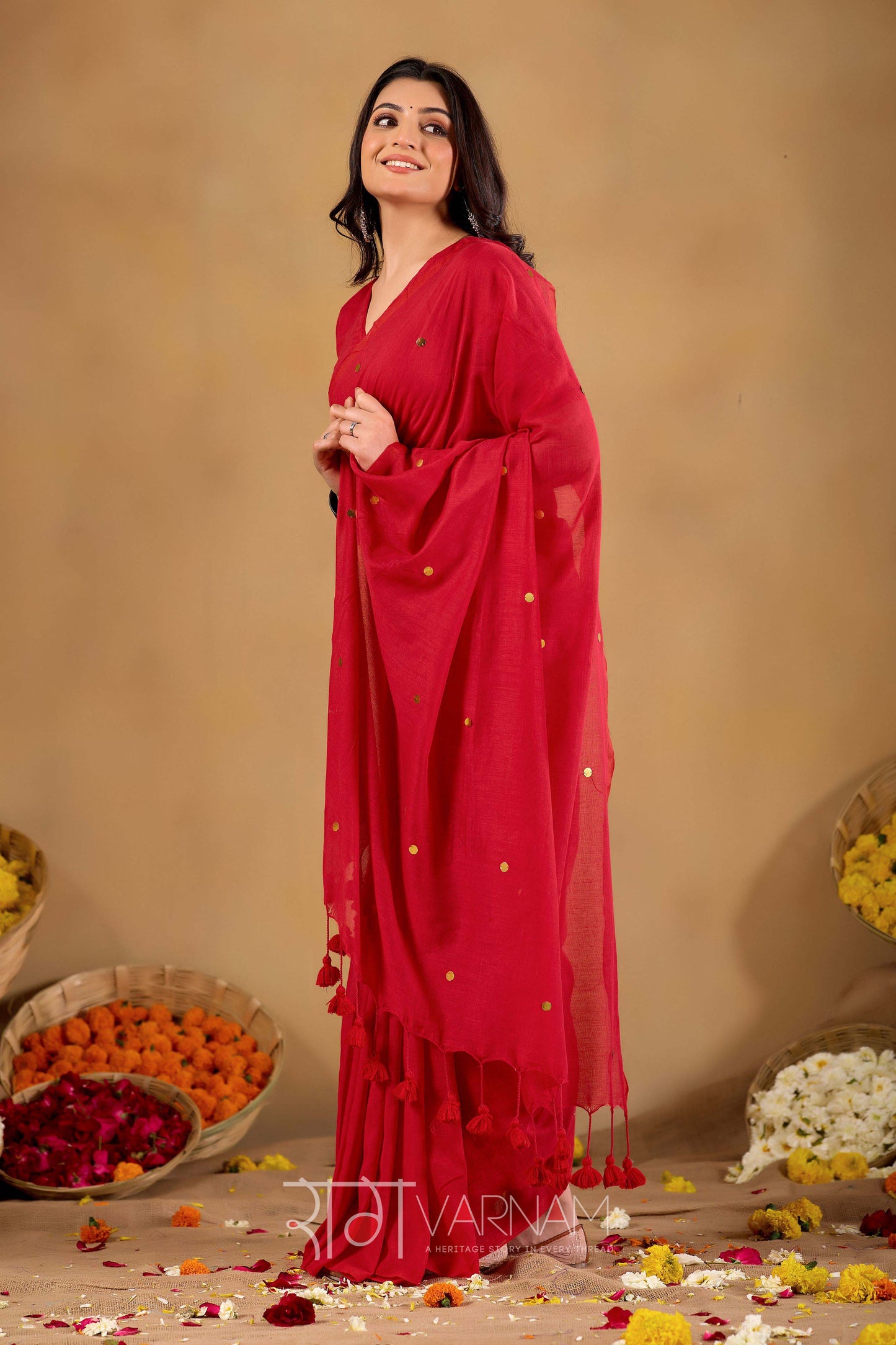 Raag Varnam Red Handloom Gini Cotton Saree