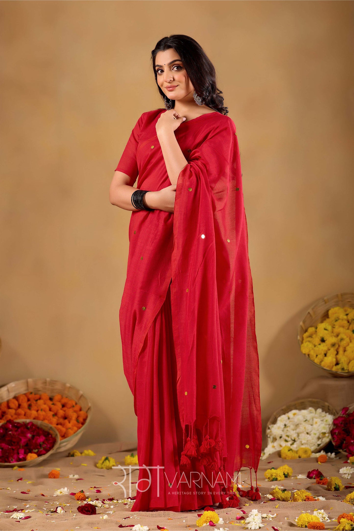 Raag Varnam Red Handloom Gini Cotton Saree