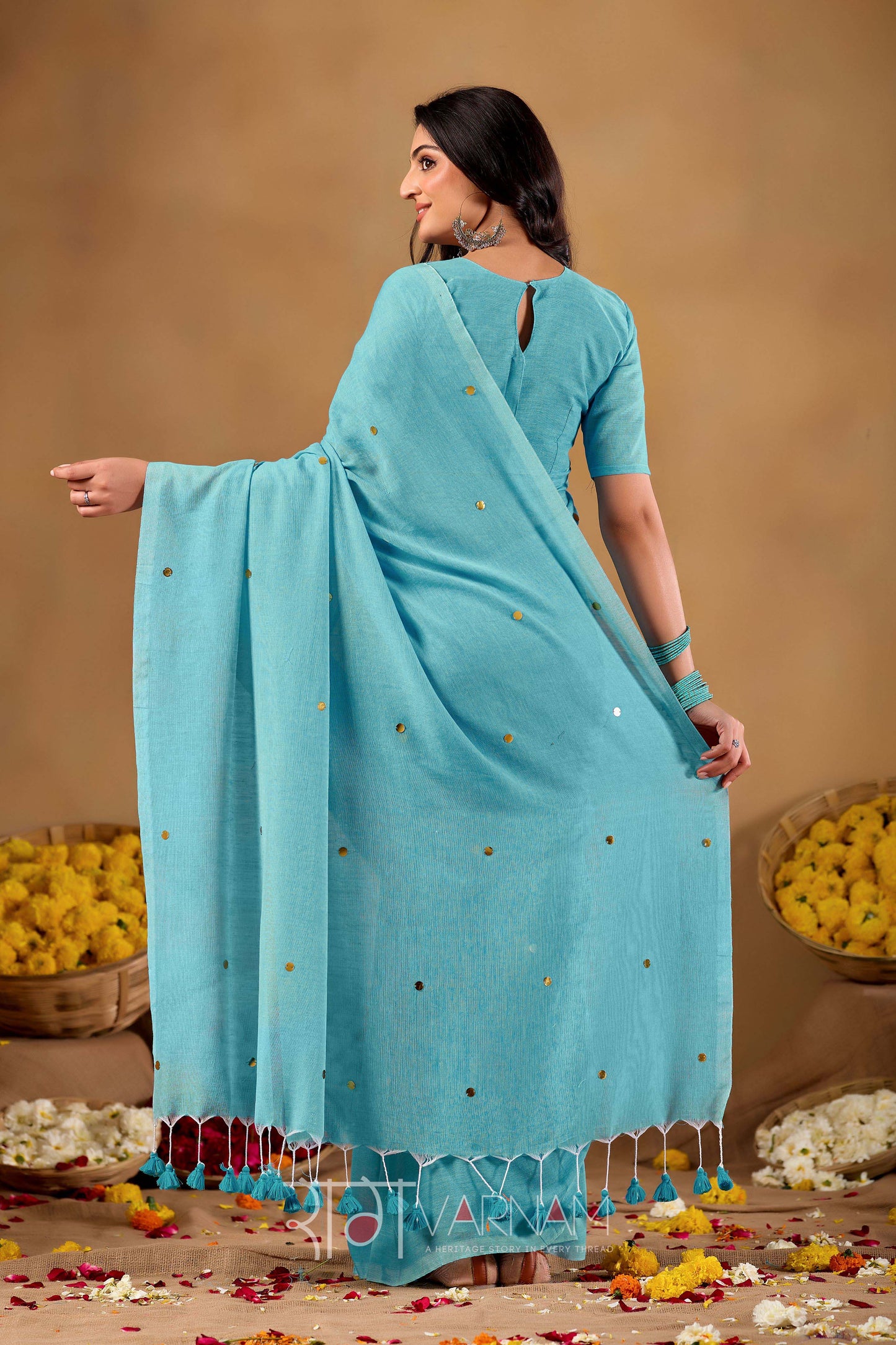 Raag Varnam Sky Handloom Gini Cotton Saree
