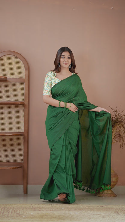 Raag Varnam Green Handloom Cotton Saree with Designer Printed Blouse
